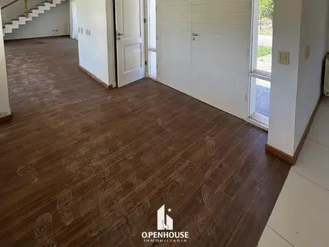 OPENHOUSE VENDE fabulosa casa en Barrio Vistalba Country