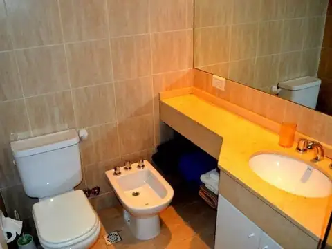 Departamento 3 ambientes con 2 baños