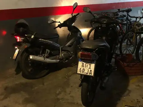 Avenida Hipólito Yrigoyen 3600