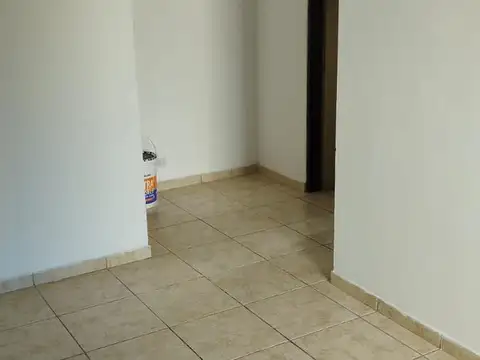 Departamento en Alquiler en Villa Sarmiento, $ 430.000