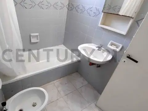 Departamento en Alquiler en Monserrat, $ 440.000