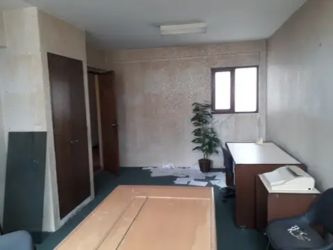 Oficina en Venta en Plaza Moreno, USD 20.000