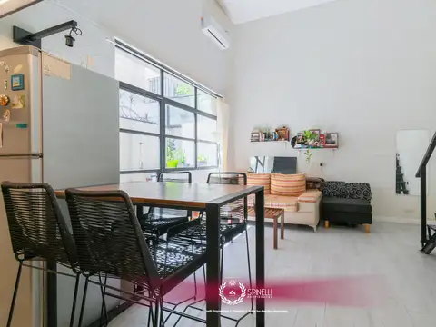 Depto Tipo Casa 2 ambientes con 1 baño