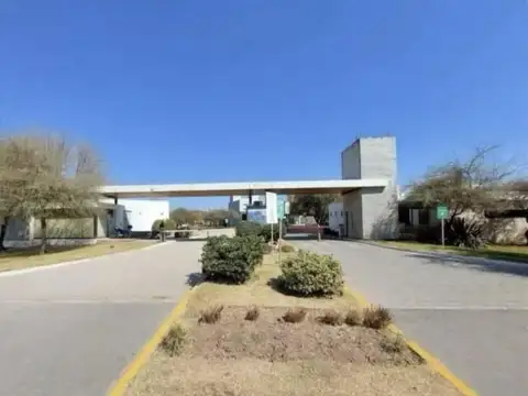 VENTA LOTE VILLA CATALINA 400m2 CAMPOS VERDES CON ESCRITURA