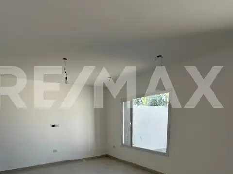 Depto Tipo Casa en Venta en Neuquen, USD 280.000