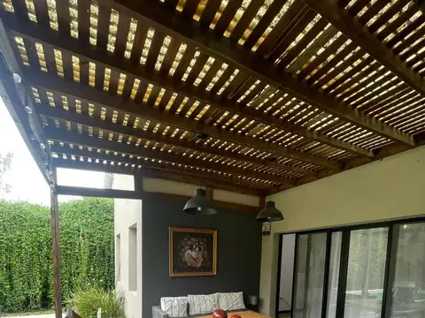 Casa en Alquiler Temporal al Este