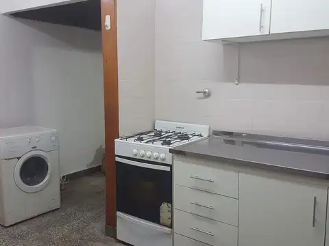 Departamento en Alquiler en Monserrat, $ 650.000