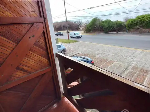 Depto Tipo Casa en Venta de 4 dormitorios