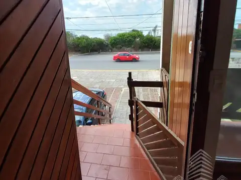 Depto Tipo Casa en Venta de 5 ambientes