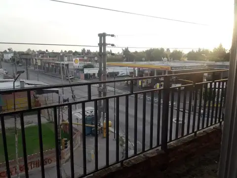 PERMUTA - PISO AL FRENTE A TERMINAR EN VENTA - ISIDRO CASANOVA