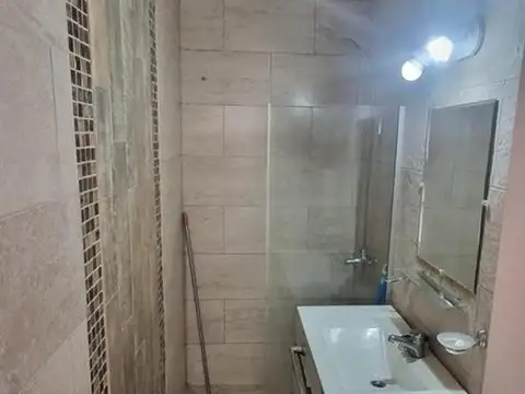 Depto Tipo Casa en Venta en Ramos Mejia, USD 80.000