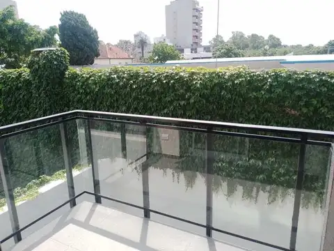 VENTA DEPARTAMENTO 2 AMBIENTES BALCON CON PARRRILLA BERNAL A ESTRENAR