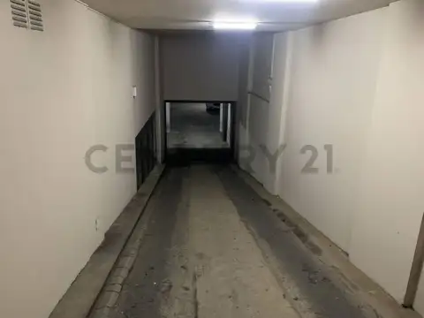 Avenida 13 y Plaza Paso 500, Piso 0