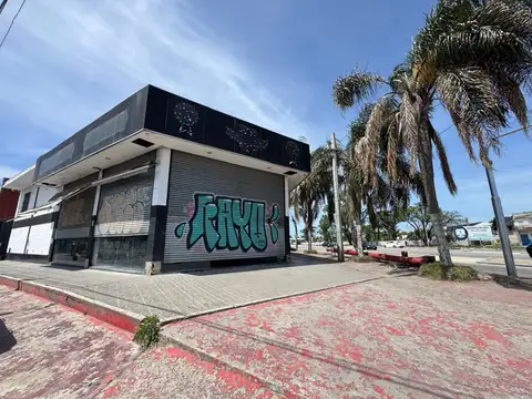 Local en Alquiler en San Justo, USD 4.000