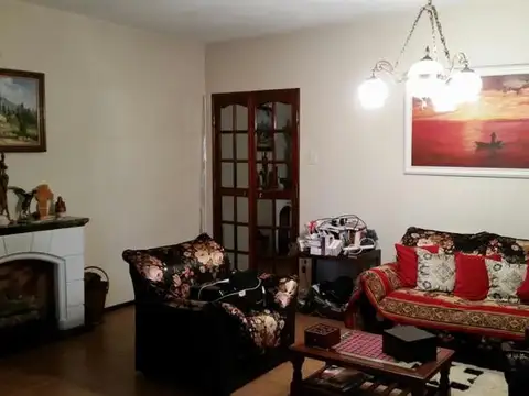 Casa en Venta en Lomas de Zamora, USD 240.000