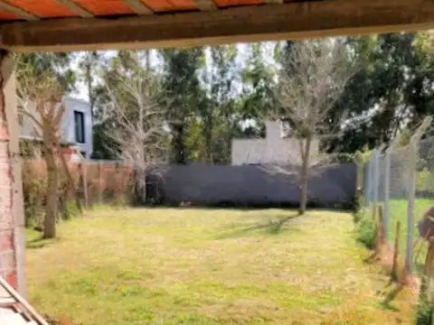 VENTA - CASA en construcción con gran terreno en Barrio La Pampita, Chascomús, Provincia de Buenos Aires