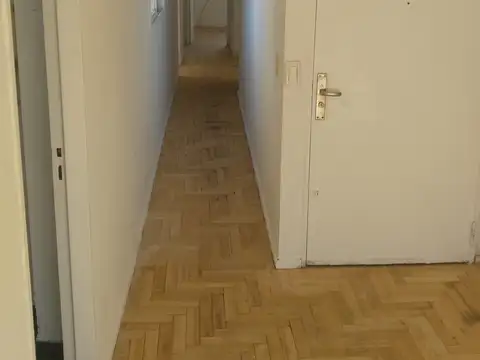 SIN EXPENSAS   DOS CUADRAS DEL CONGRESO LUMINOSO  SEMIPISO APTO PROFESIONAL