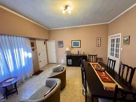 Casa en Venta en Berazategui, USD 110.000