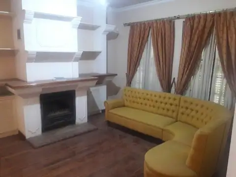 Casa 6 ambientes con 3 baños