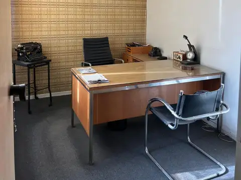 Oficina en Venta 44 años