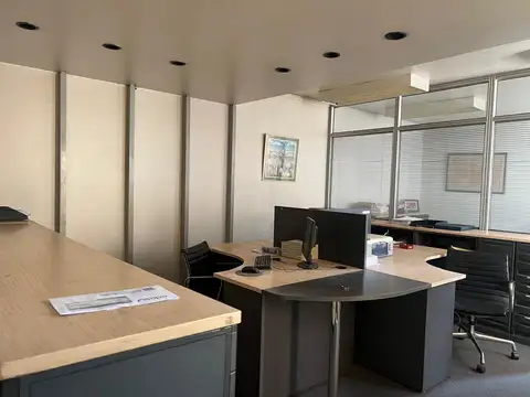 Oficina en Venta 44 años