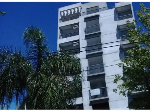 La Roche 300, Piso 2