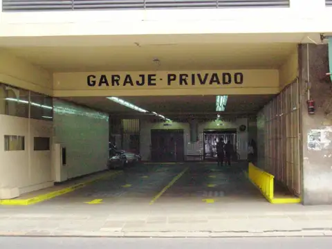 Presidente Jose Evaristo Uriburu  al 400