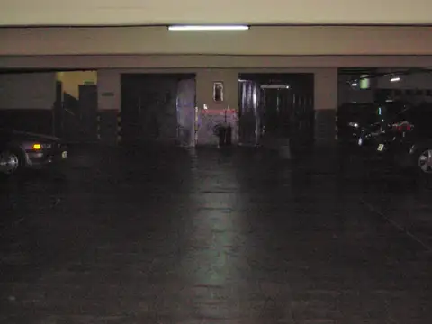 Presidente Jose Evaristo Uriburu  al 400