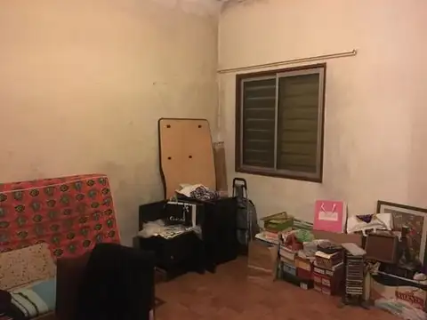 Venta De Casa Tres Ambientes - Caseros