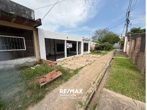 Calle García Tomás P 1600