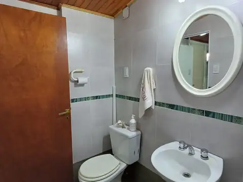 Local en Alquiler en Los Hornos, $ 280.000