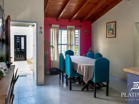 Casa en Venta con 1 cochera