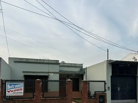 VENTA CASA 2 DORMITORIOS MERLO NORTE