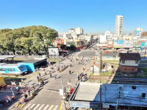 HERMOSO DEPARTAMENTO 2 AMBIENTES "Angel Roffo 7005" AL FRENTE EN LINIERS