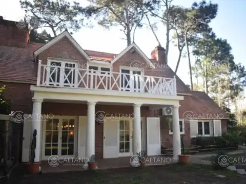 Casa en Alquiler Temporal en Lugano, USD 0