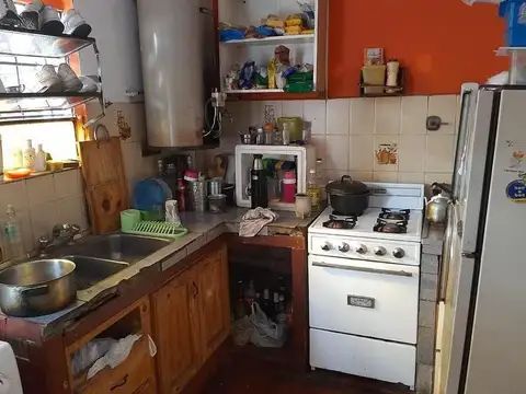 Casa en Venta con 3 cocheras