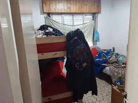 Casa  en Venta ubicado en Castelar, Morón, G.B.A. Zona Oeste - AMA0102_LP545171_8