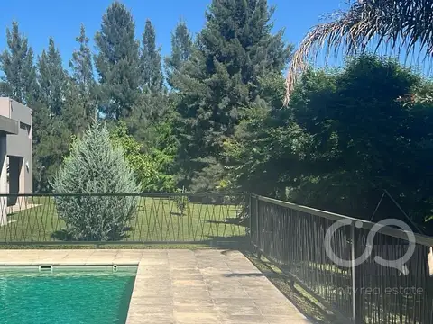 Importante residencia  a la venta  en Fincas de San Vicente Sporting