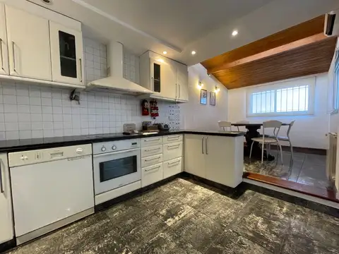 Chalet 6 ambientes, zona Stella Maris