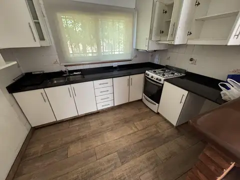 Casa en Alquiler en Ciudad Jardin Del Palomar, $ 1.500.000