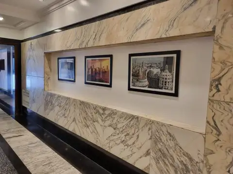 Oficina en Venta 70 años