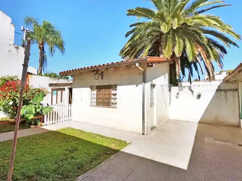 CASA LOTE PROPIO 3 AMBIENTES EN EL CENTRO DE VILLA BALLESTER