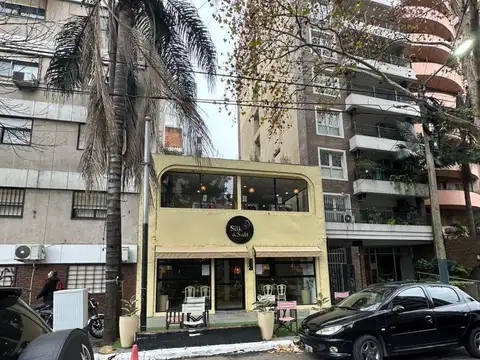 Local en alquiler - 210 m2 - Las Lomitas - Disponible a partir de Febrero 2026.