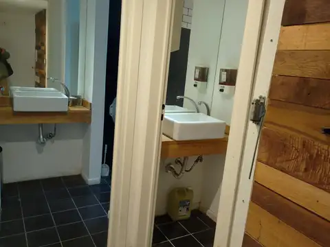 Local en Alquiler 45 años