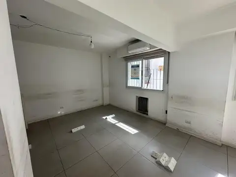 Oficina en Venta 50 años