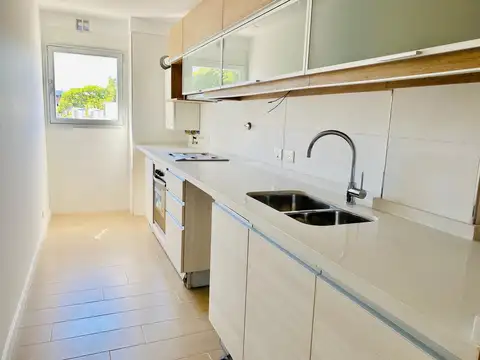 Departamento en Alquiler con 1 cocheras