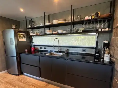 Casa en Alquiler en Corrientes, USD 1.800