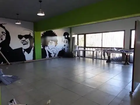 Local en Venta en Pilar Centro, USD 650.000