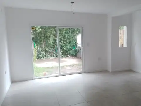 Casa - Duplex - Venta - City Bell