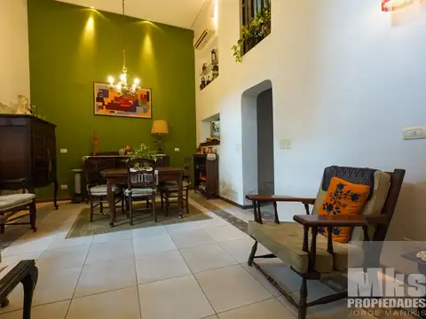 VENTA DE PH 4 AMBIENTES C/DEP BARRACAS